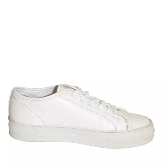 Woman by Common Projects Women COMMON PROJECTS Tournament Super Leather Low-Top Sneaker 37 EU 7 US DD459